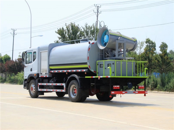 國六東風(fēng)D9 10噸抑塵車