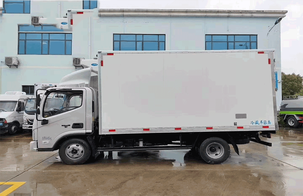 國(guó)六福田歐馬可S1冷藏車(chē)