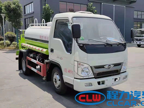 福田2.5噸藍(lán)牌灑水車