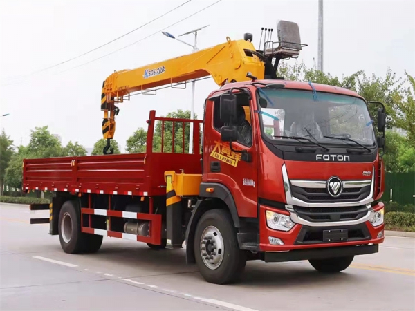 福田奧鈴大黃蜂 程力8噸隨車