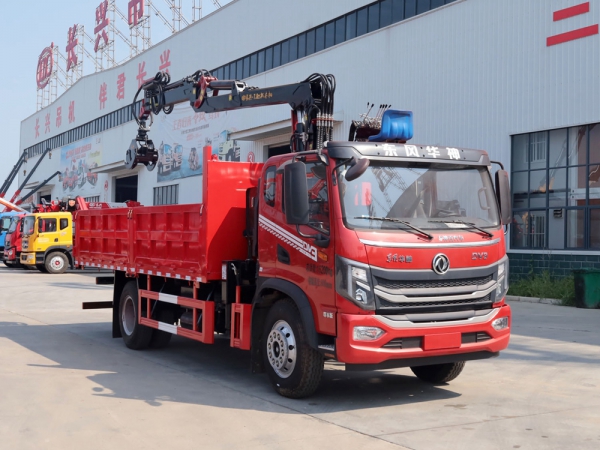 東風(fēng)華神DV3排半7.8米抓木機(jī)