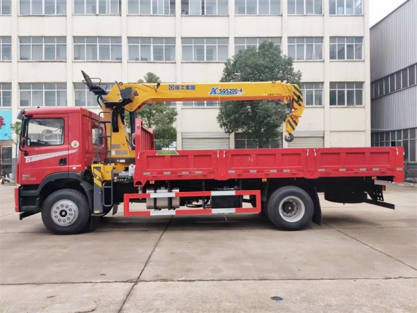 東風(fēng)華神T5徐工8噸4節(jié)臂隨車吊