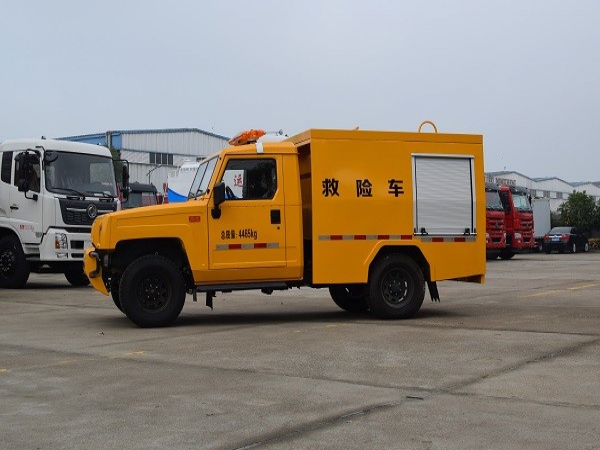 江特牌JDF5040XXHBAW6型救險(xiǎn)車(chē)