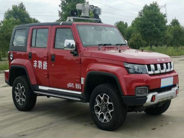 北汽四驅(qū)越野森林消防指揮車