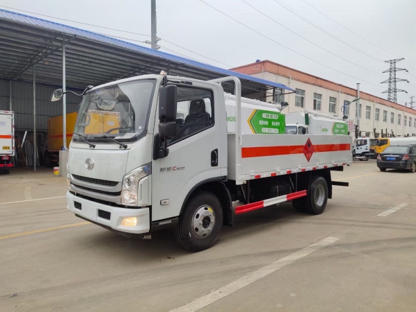 國(guó)六躍進(jìn)C500氣瓶運(yùn)輸車