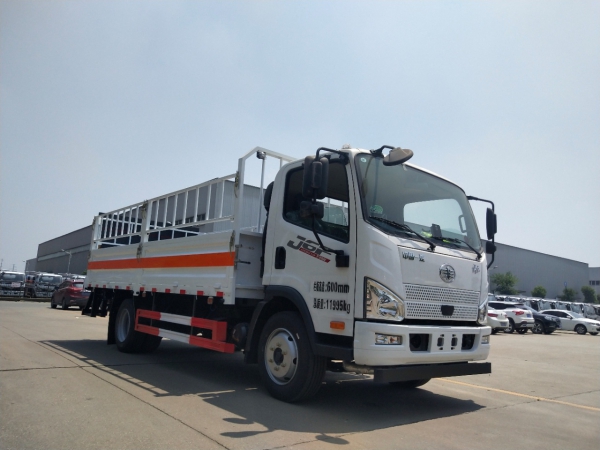 解放J6F虎VH氣瓶運(yùn)輸車（黃牌)