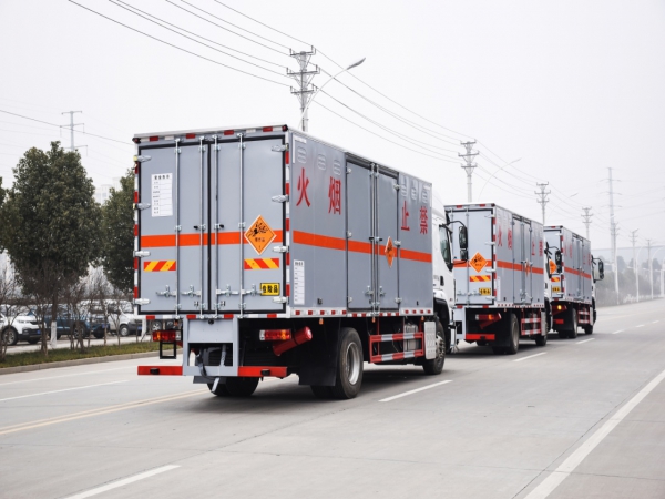 國六柳汽單橋2類氣體