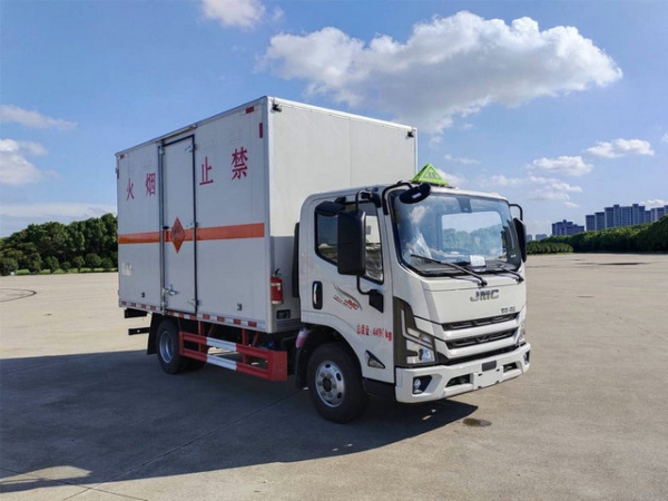 江鈴凱運危爆車