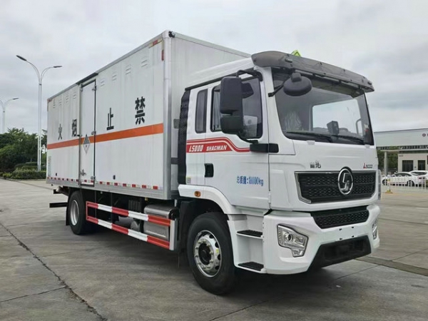 陜汽德龍9類危廢車