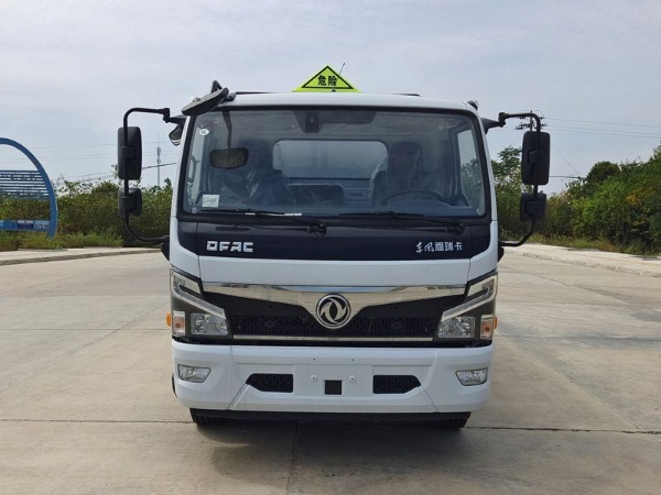 楚勝東風(fēng)福瑞卡10.1方加油車